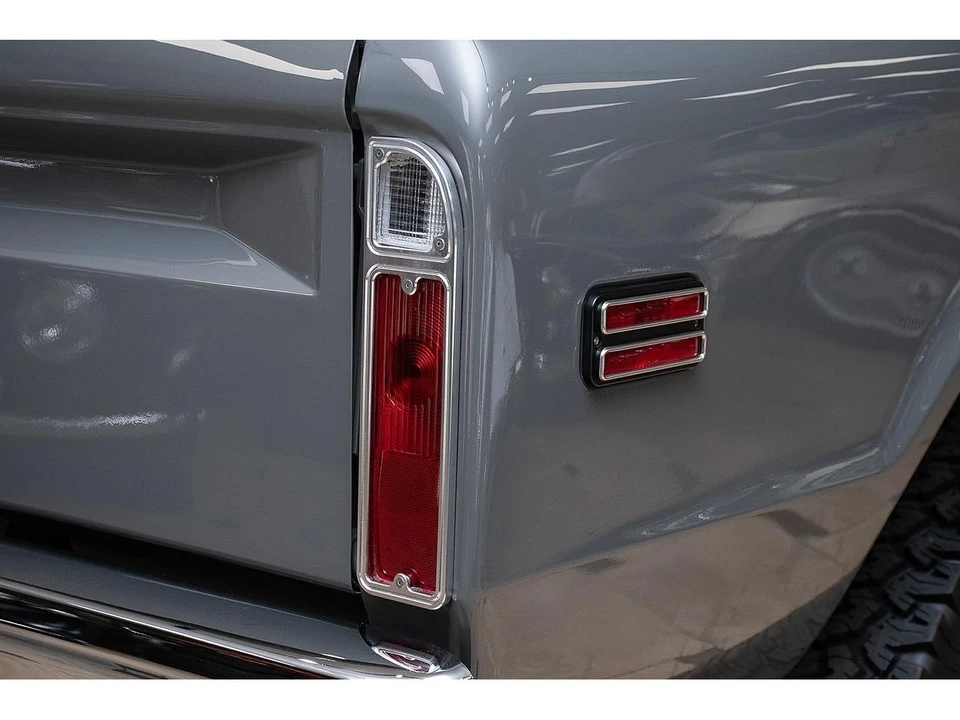 1972 Chevrolet K5 Blazer 1st Gen - Image 21 of 31