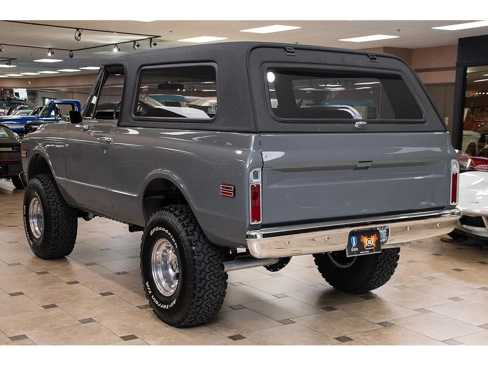 1972 Chevrolet K5 Blazer 1st Gen - Image 9 of 31