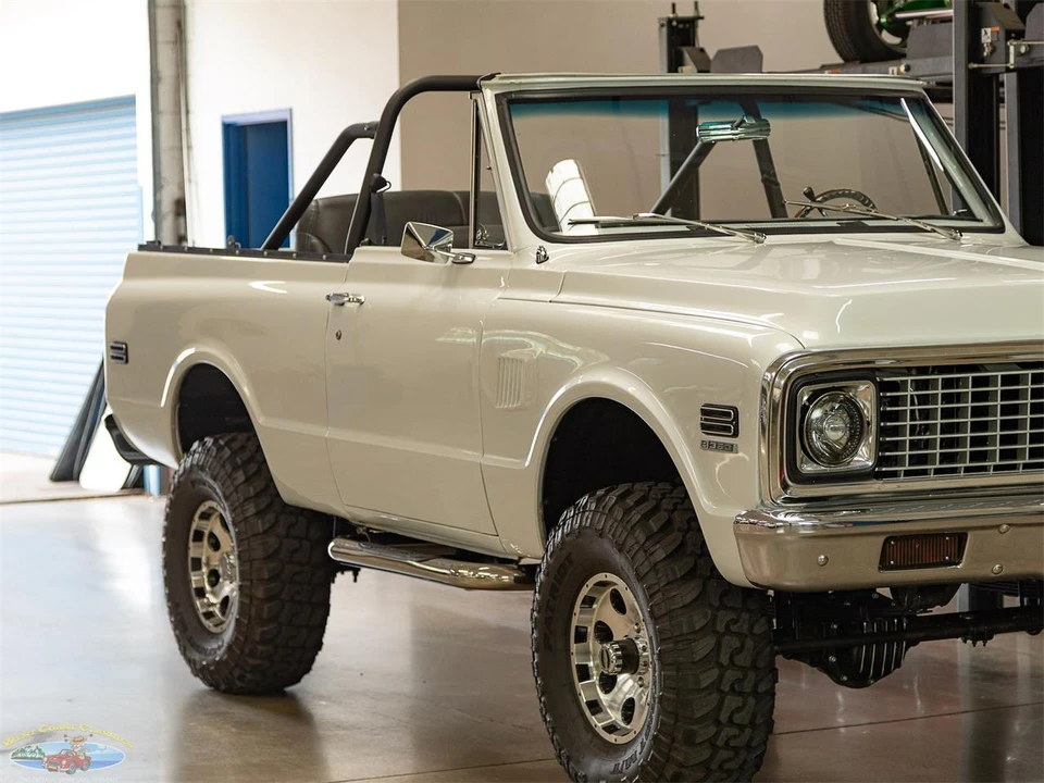 1972 Chevrolet K5 Blazer 1st Gen - Image 11 of 31