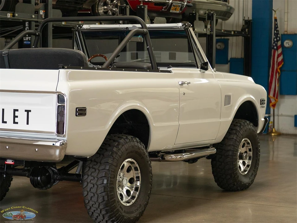 1972 Chevrolet K5 Blazer 1st Gen - Image 26 of 31