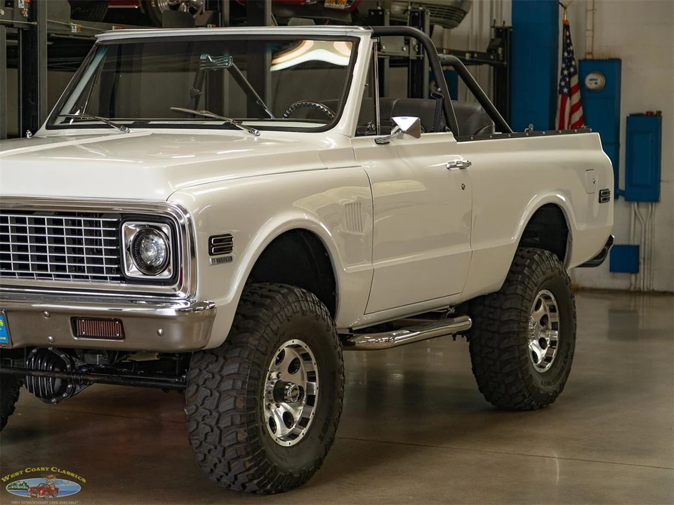 1972 Chevrolet K5 Blazer 1st Gen - Image 9 of 31