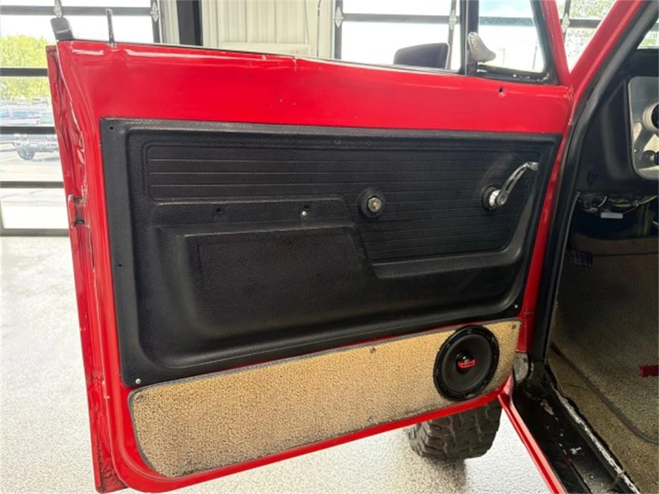 1972 Chevrolet K5 Blazer 1st Gen - Image 7 of 31