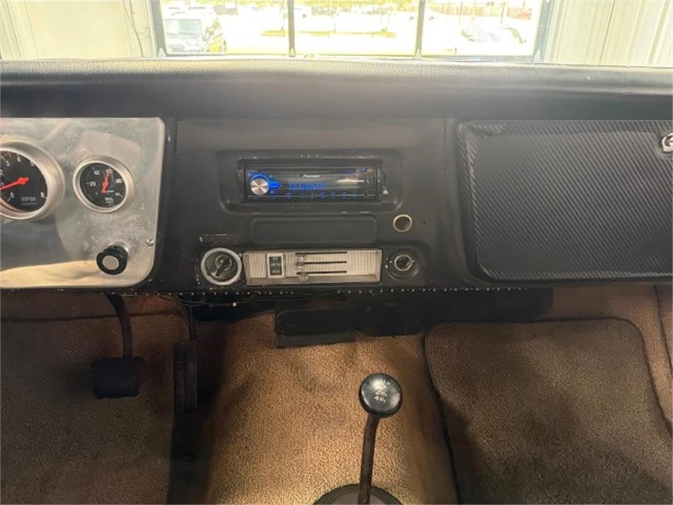 1972 Chevrolet K5 Blazer 1st Gen - Image 19 of 31