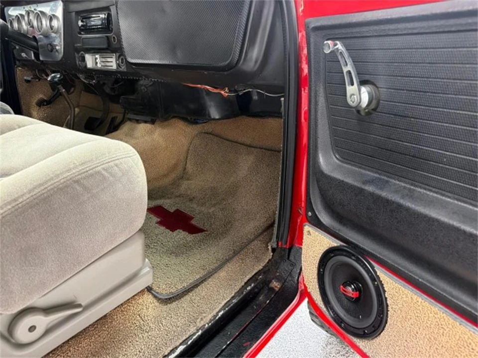 1972 Chevrolet K5 Blazer 1st Gen - Image 14 of 31