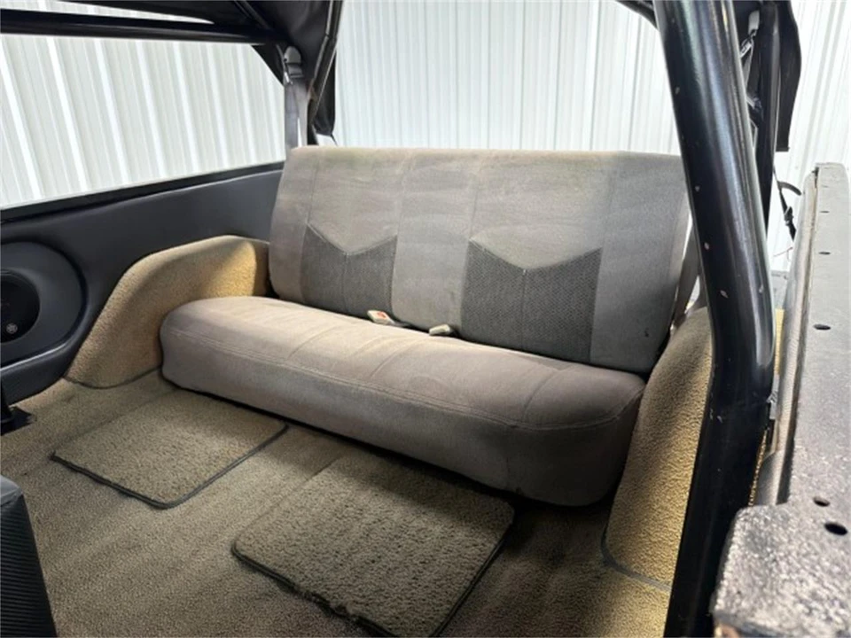 1972 Chevrolet K5 Blazer 1st Gen - Image 17 of 31