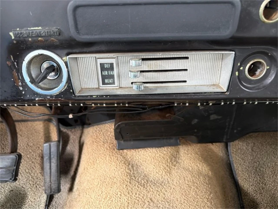 1972 Chevrolet K5 Blazer 1st Gen - Image 24 of 31