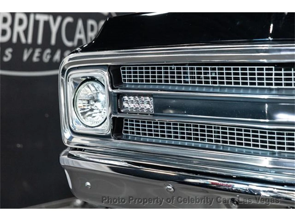 1972 Chevrolet K5 Blazer 1st Gen - Image 13 of 31