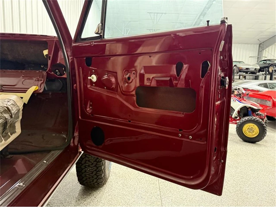 1972 Chevrolet K5 Blazer 1st Gen - Image 7 of 31