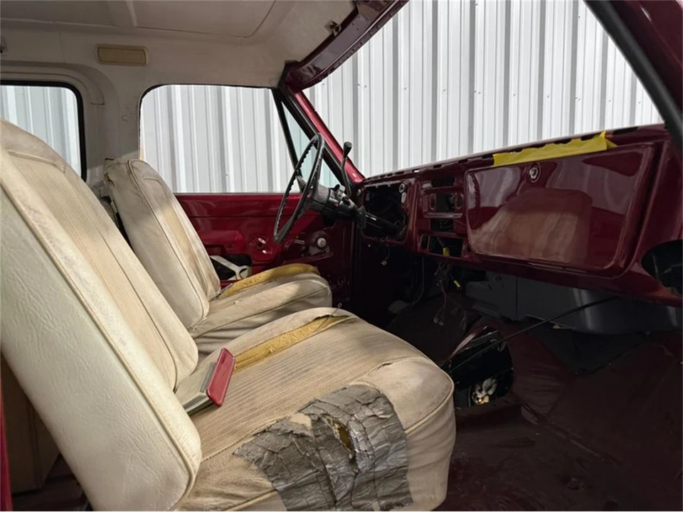 1972 Chevrolet K5 Blazer 1st Gen - Image 9 of 31