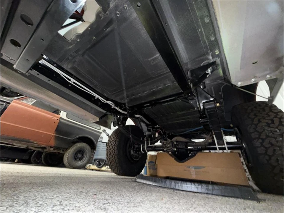 1972 Chevrolet K5 Blazer 1st Gen - Image 28 of 31