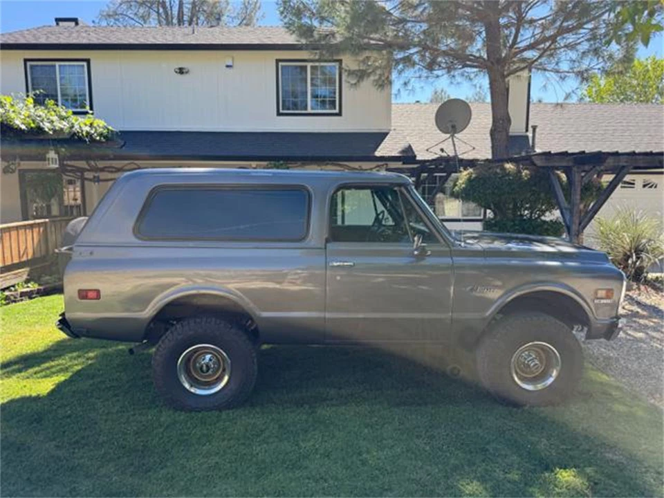 1972 Chevrolet K5 Blazer 1st Gen - Image 9 of 31