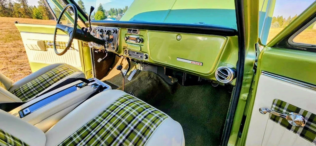 1972 Chevrolet K5 Blazer 1st Gen - Image 10 of 21
