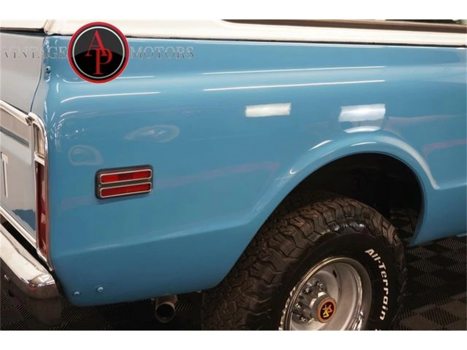 1972 Chevrolet K5 Blazer 1st Gen - Image 24 of 31