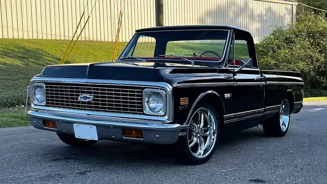 1972 Chevrolet C10 Cheyenne Super Pickup