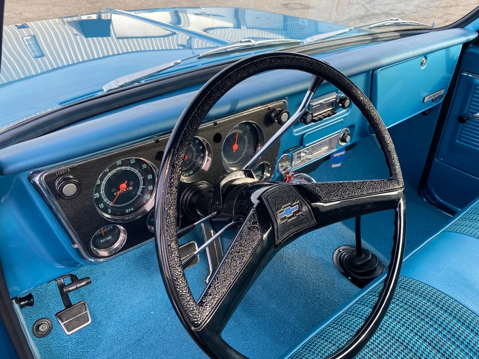 1972 Chevrolet - Image 17 of 31