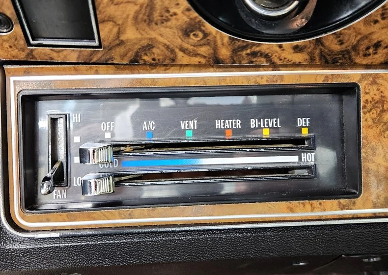 1972 Chevrolet Caprice - Image 16 of 23
