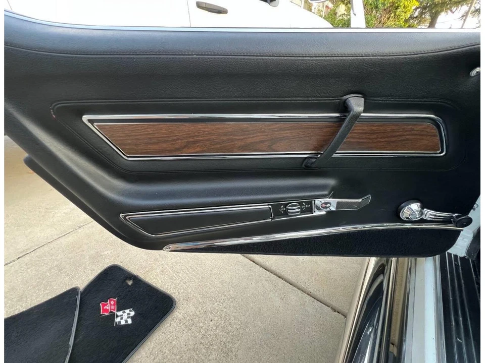 1972 Chevrolet Corvette C3 - Image 15 of 15
