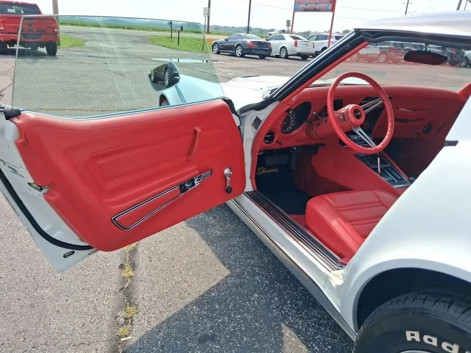 1972 Chevrolet Corvette C3 - Image 16 of 31