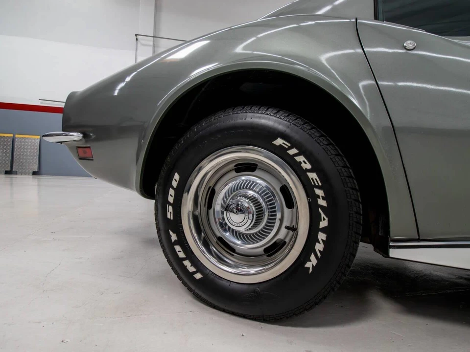 1972 Chevrolet Corvette C3 - Image 16 of 31