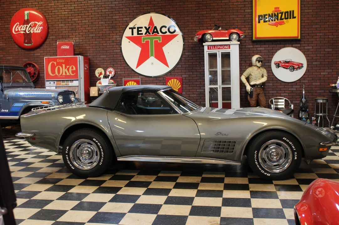 1972 Chevrolet Corvette C3 - Image 13 of 25