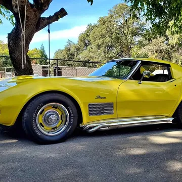 1972 Chevrolet Corvette Coupe 2D