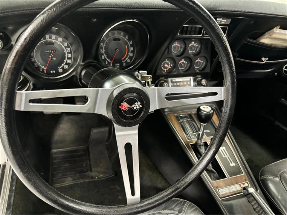 1972 Chevrolet Corvette C3 - Image 15 of 25