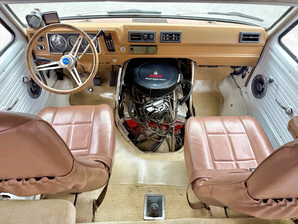 1972 Chevrolet G-Series Van - Image 16 of 18