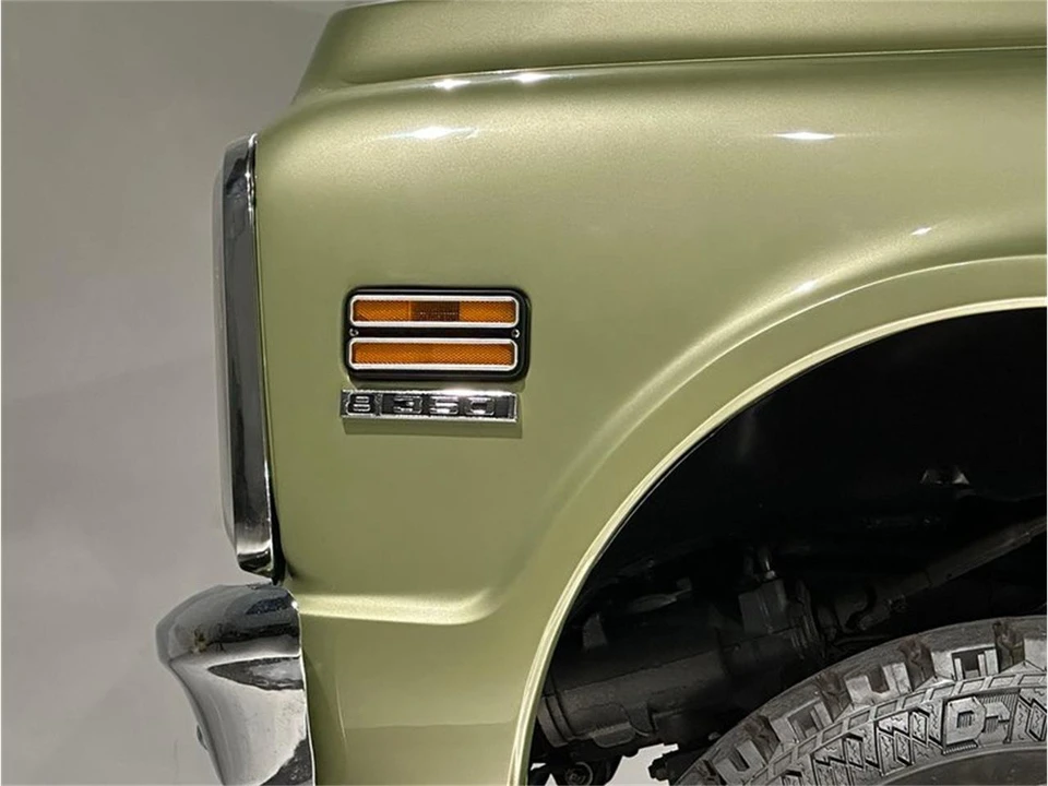 1972 Chevrolet K5 Blazer 1st Gen - Image 13 of 31