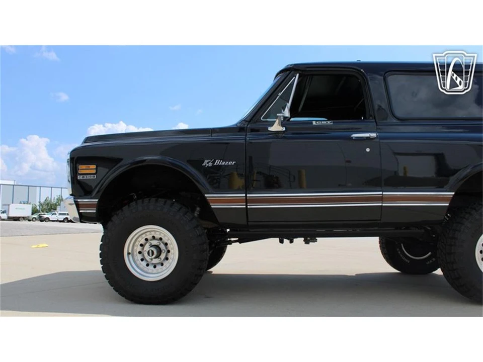 1972 Chevrolet K5 Blazer 1st Gen - Image 12 of 31