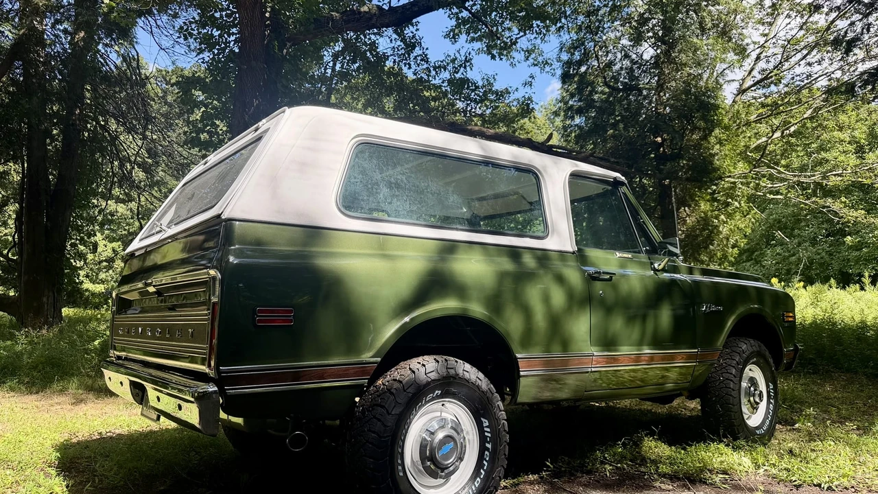 1972 Chevrolet K5 Blazer 1st Gen - Image 18 of 31
