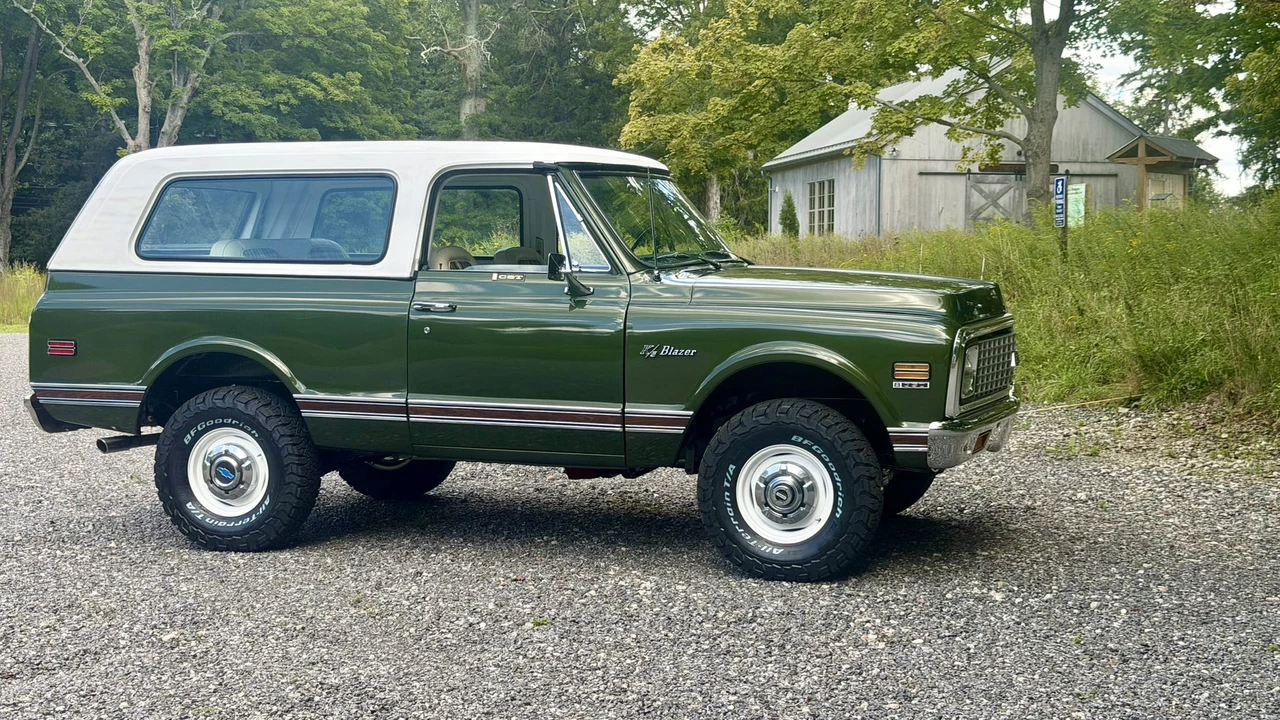 1972 Chevrolet K5 Blazer 1st Gen - Image 11 of 31
