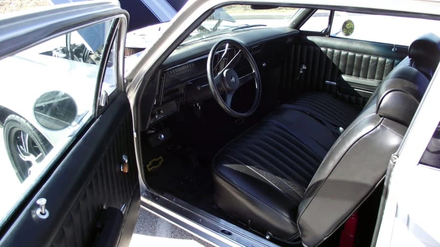 1972 Chevrolet Nova 3rd Gen - Image 4 of 8