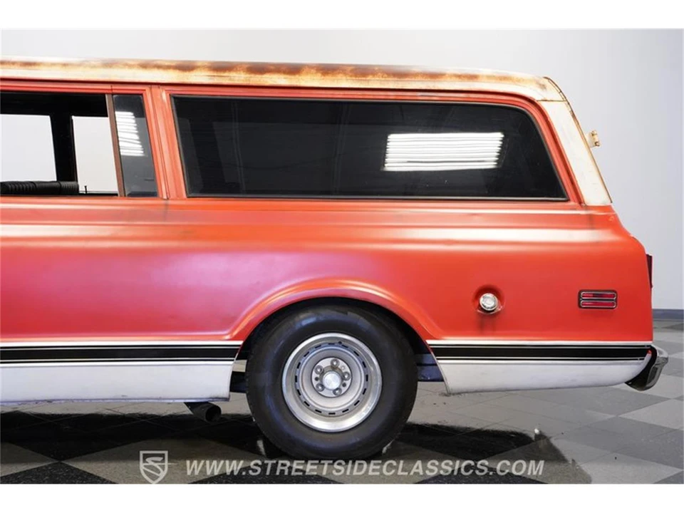 1972 Chevrolet Suburban 6th Gen - Image 23 of 31