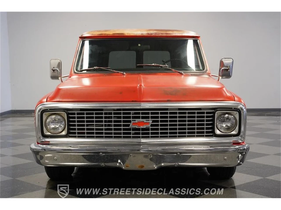 1972 Chevrolet Suburban 6th Gen - Image 16 of 31