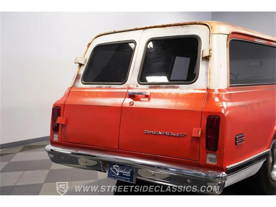 1972 Chevrolet Suburban 6th Gen - Image 25 of 31