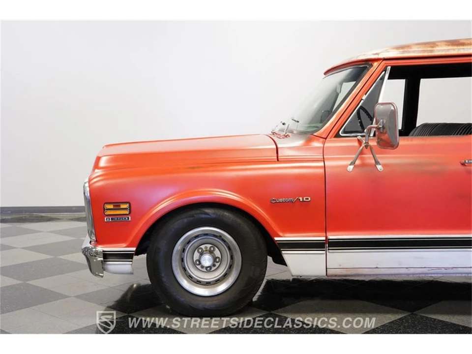 1972 Chevrolet Suburban 6th Gen - Image 22 of 31