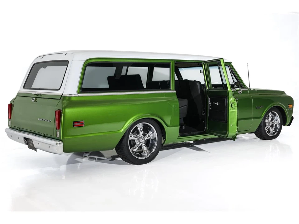 1972 Chevrolet Suburban 6th Gen - Image 19 of 31