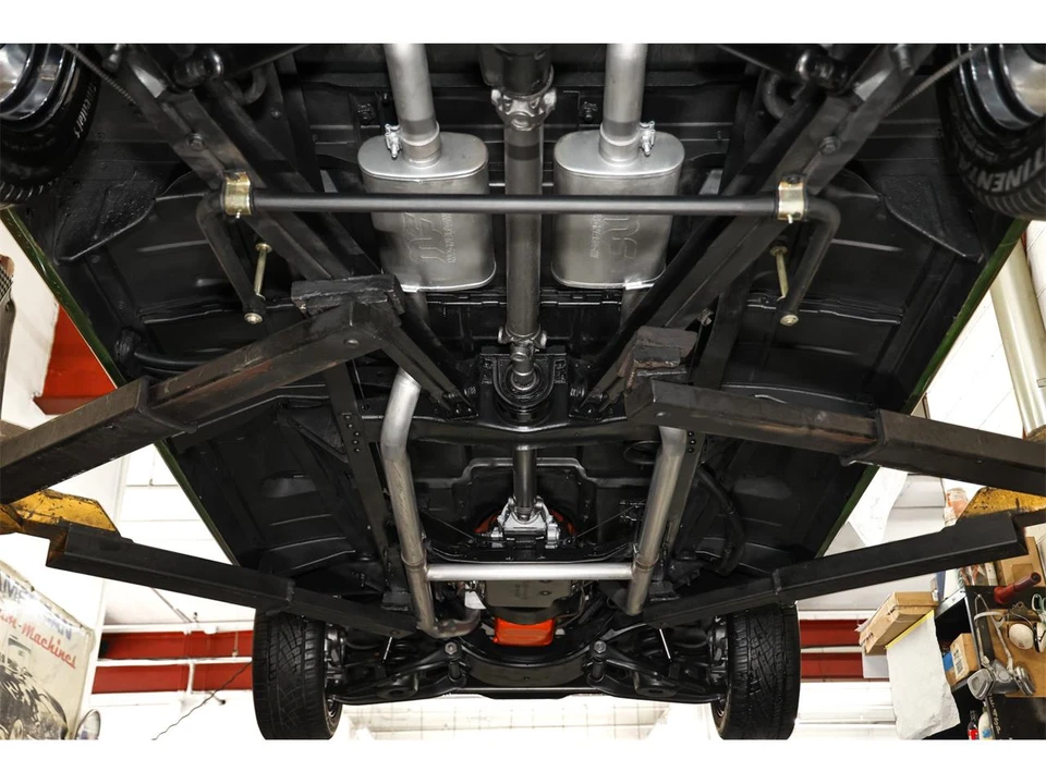 1972 Chevrolet Suburban 6th Gen - Image 29 of 31