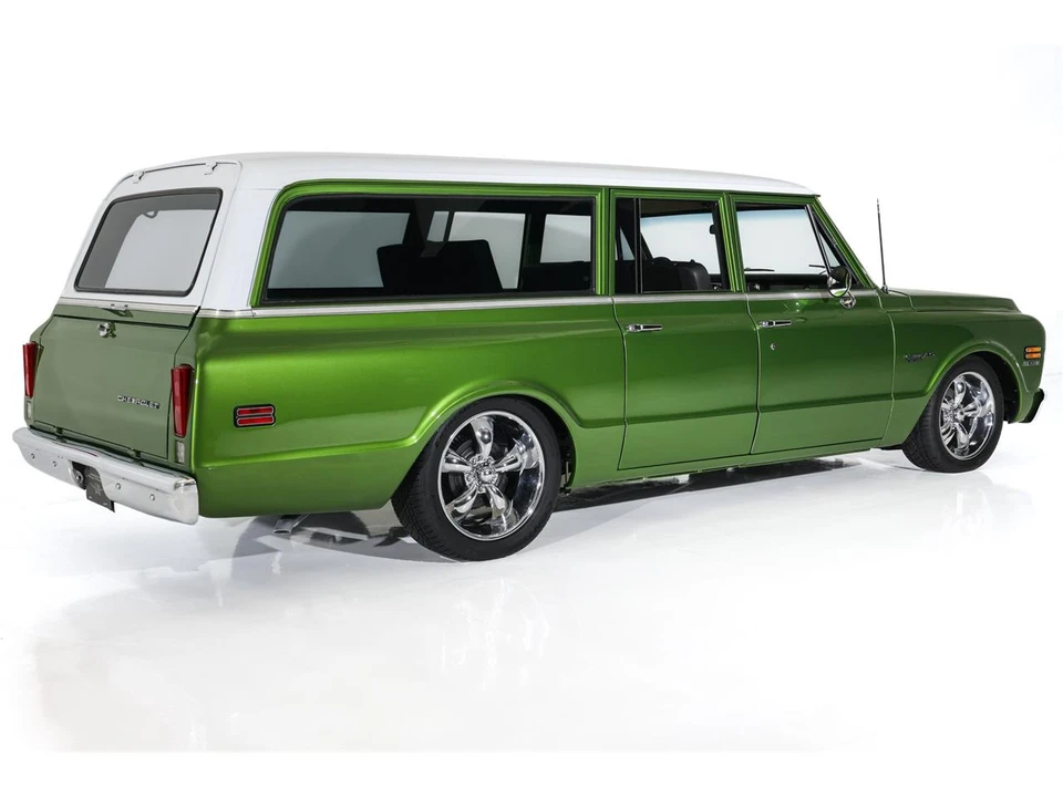 1972 Chevrolet Suburban 6th Gen - Image 24 of 31