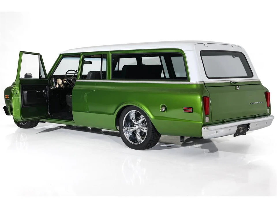 1972 Chevrolet Suburban 6th Gen - Image 12 of 31