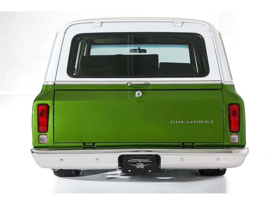1972 Chevrolet Suburban 6th Gen - Image 26 of 31