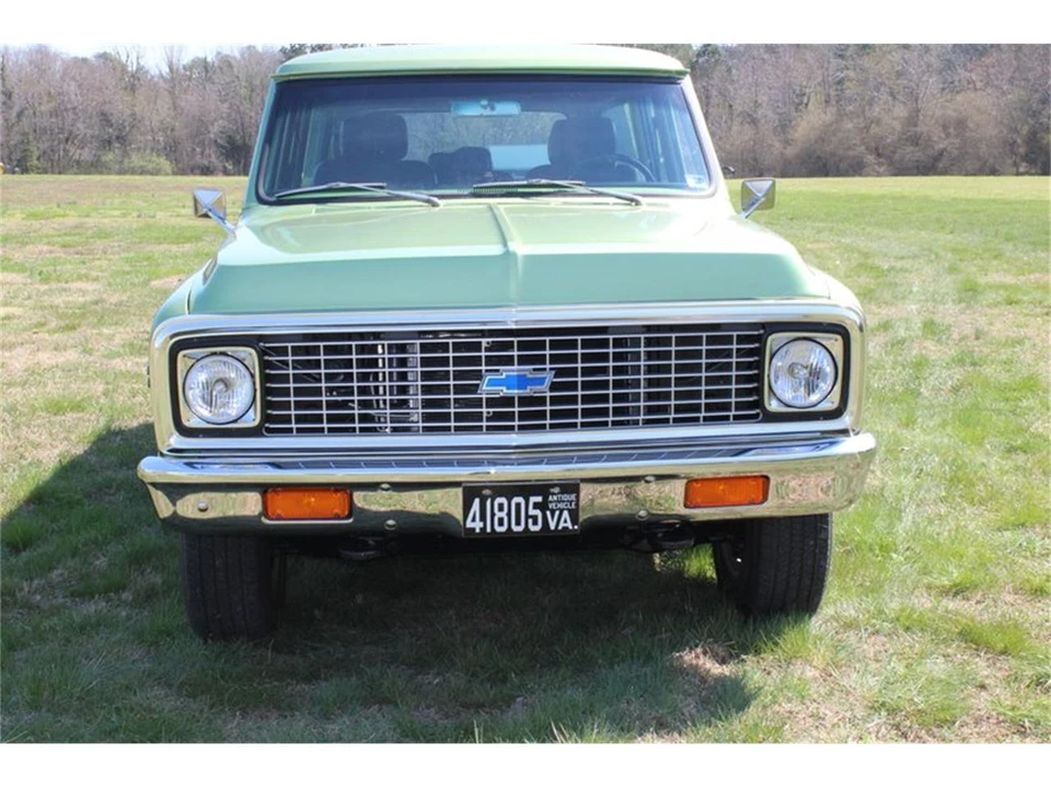 1972 Chevrolet Suburban 6th Gen - Image 6 of 17