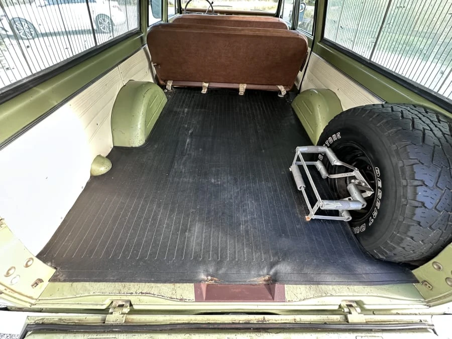 1972 Chevrolet Suburban 6th Gen - Image 31 of 31