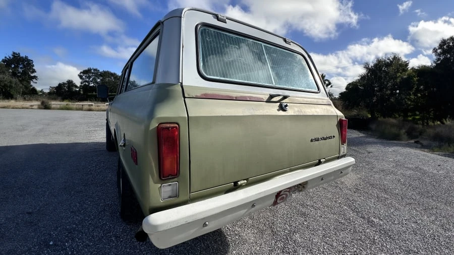 1972 Chevrolet Suburban 6th Gen - Image 5 of 31