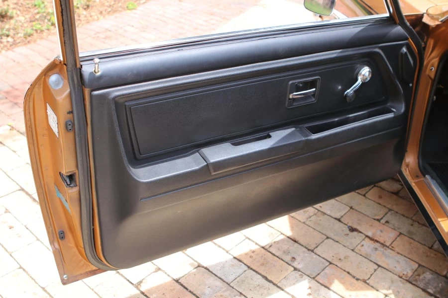 1972 Chevrolet Vega - Image 14 of 31