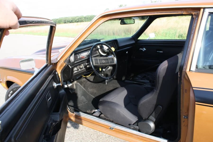 1972 Chevrolet Vega - Image 4 of 10