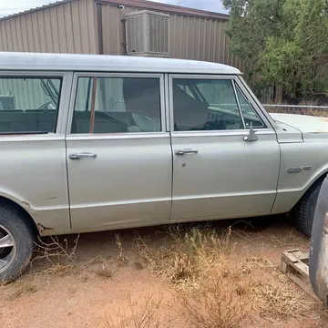 1972 Chevrolet Three Door Suburban