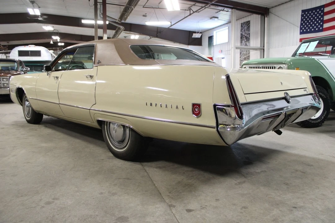 1972 Chrysler Imperial 3rd Gen - Image 4 of 12