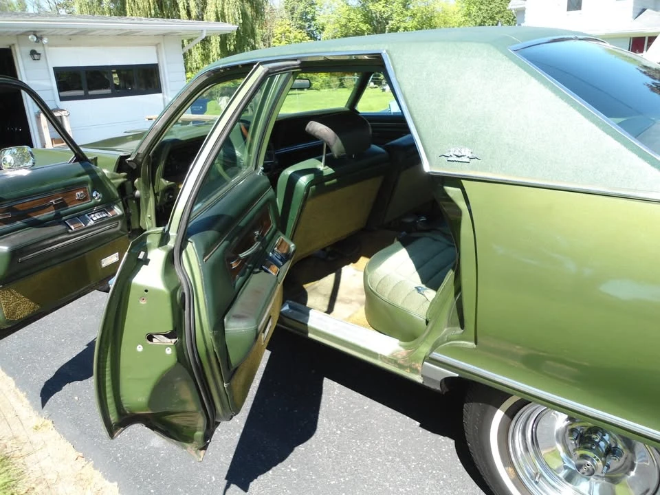 1972 Chrysler New Yorker - Image 9 of 18