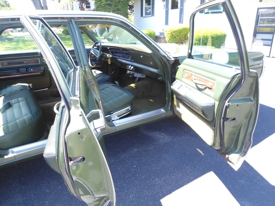 1972 Chrysler New Yorker - Image 6 of 18